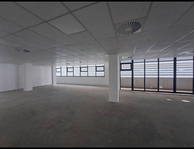 604M² OFFICE TO LET IN ILLOVO